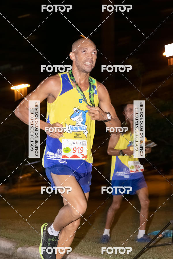 Buy your photos of the eventMarines Night Run on Fotop