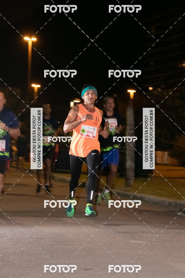 Buy your photos of the eventMarines Night Run on Fotop