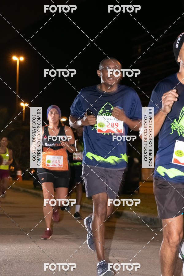 Buy your photos of the eventMarines Night Run on Fotop