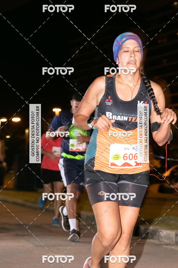 Buy your photos of the eventMarines Night Run on Fotop