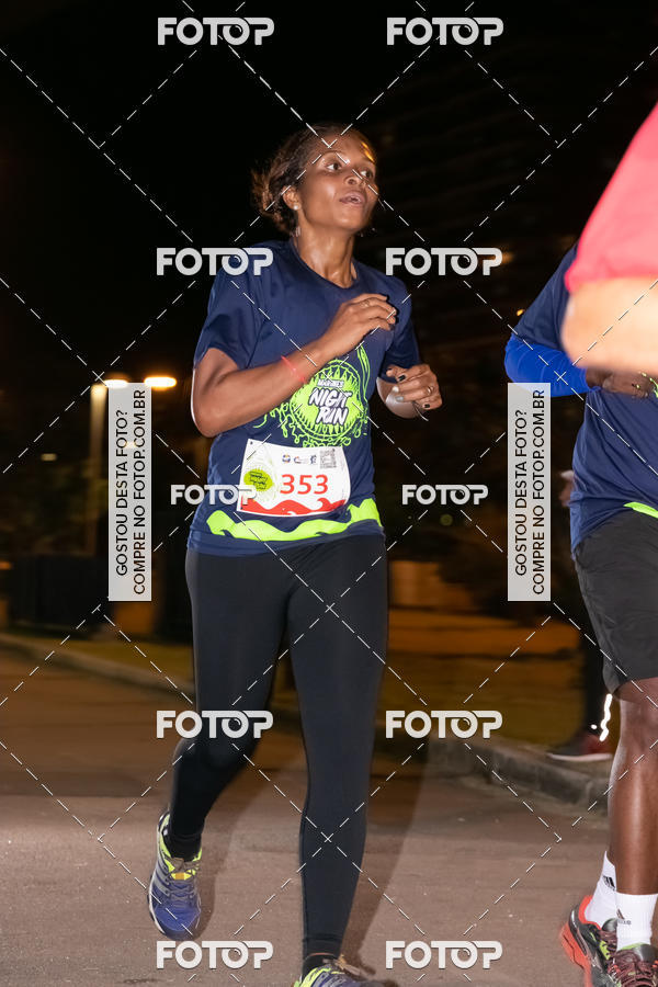 Buy your photos of the eventMarines Night Run on Fotop