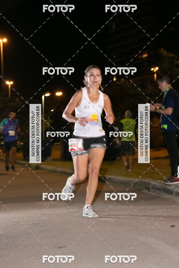 Buy your photos of the eventMarines Night Run on Fotop