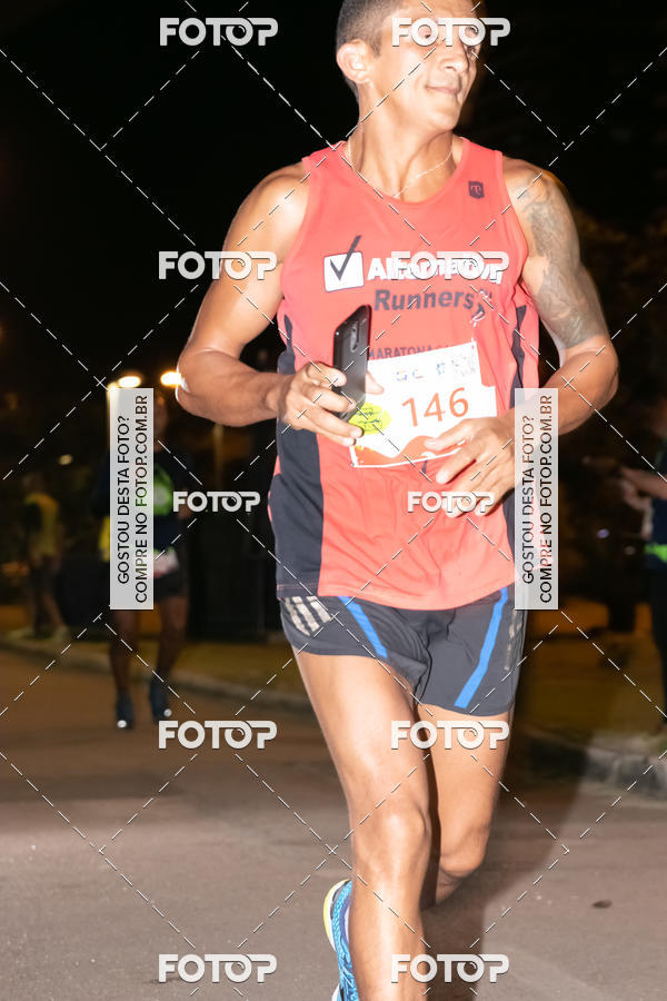 Buy your photos of the eventMarines Night Run on Fotop