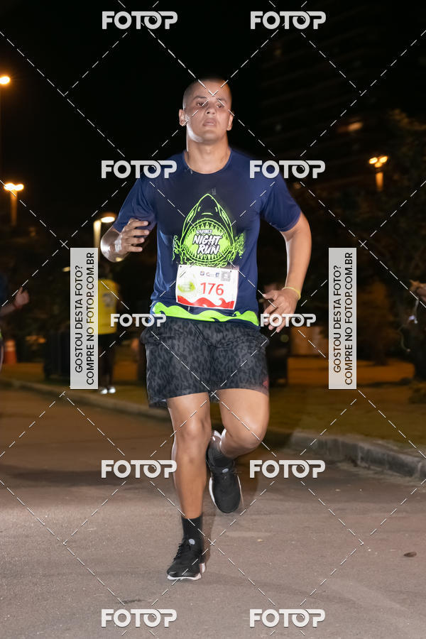 Buy your photos of the eventMarines Night Run on Fotop