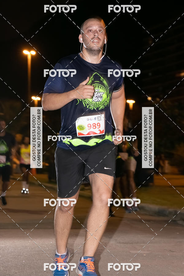 Buy your photos of the eventMarines Night Run on Fotop