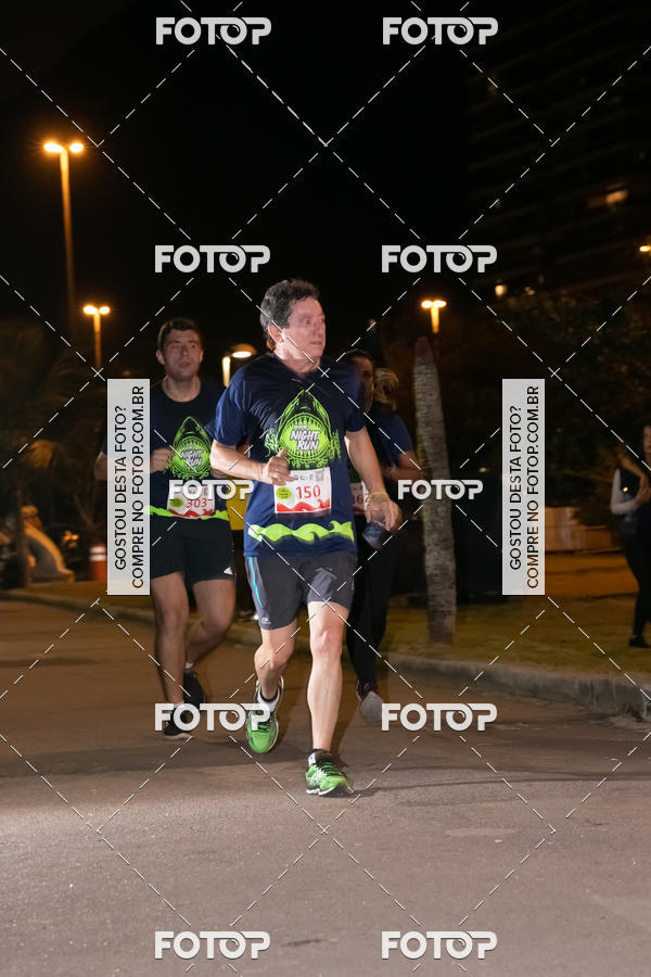 Buy your photos of the eventMarines Night Run on Fotop