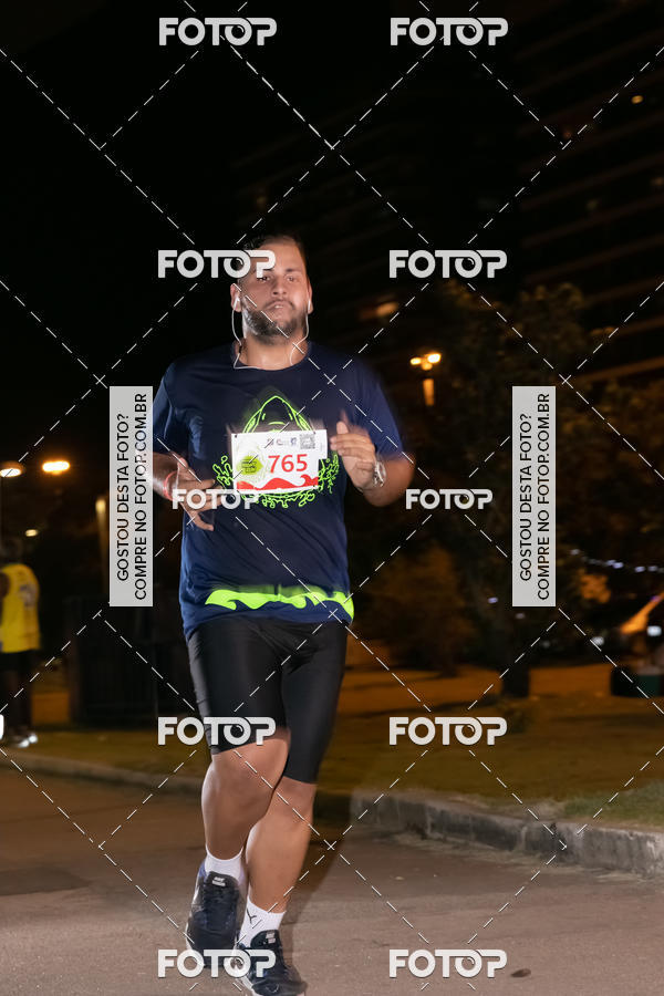 Buy your photos of the eventMarines Night Run on Fotop