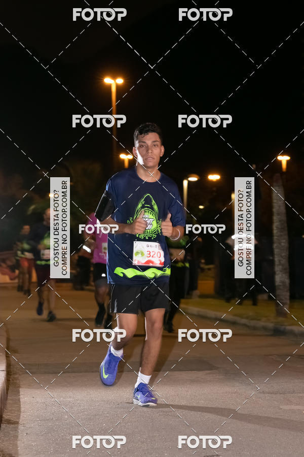 Buy your photos of the eventMarines Night Run on Fotop