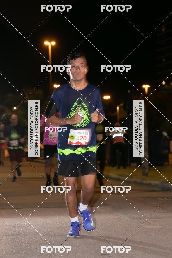 Buy your photos of the eventMarines Night Run on Fotop