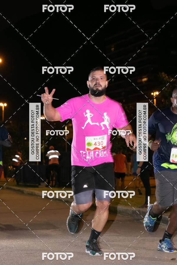 Buy your photos of the eventMarines Night Run on Fotop
