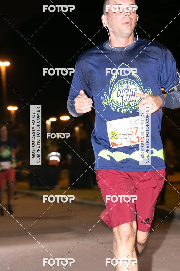 Buy your photos of the eventMarines Night Run on Fotop