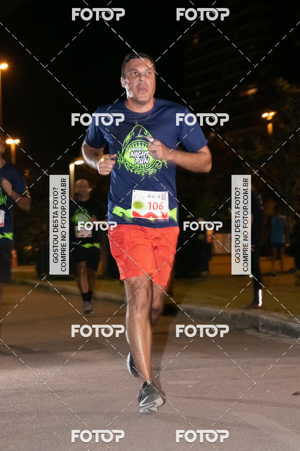 Buy your photos of the eventMarines Night Run on Fotop