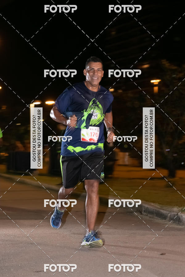Buy your photos of the eventMarines Night Run on Fotop