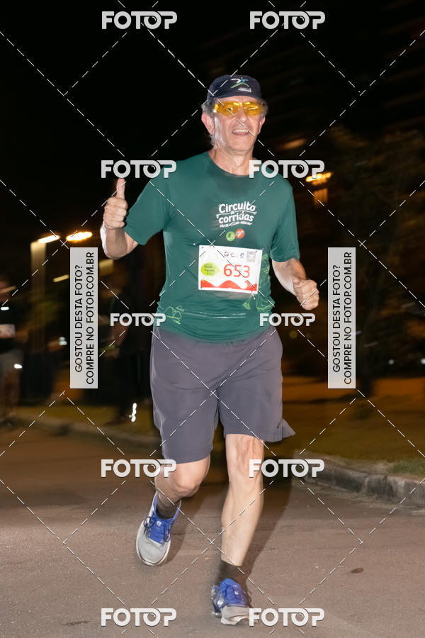 Buy your photos of the eventMarines Night Run on Fotop