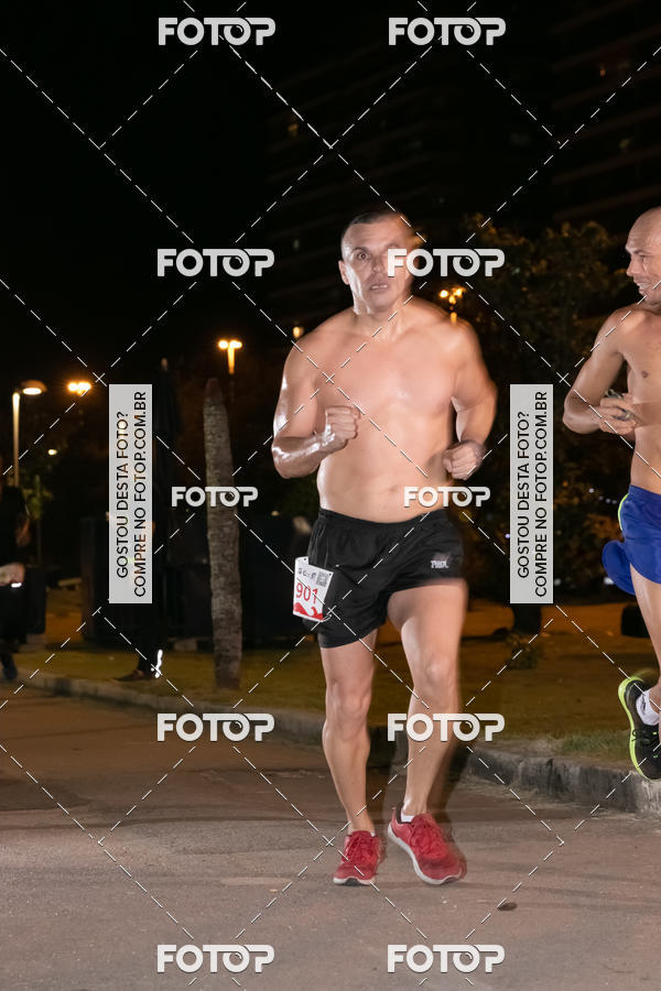 Buy your photos of the eventMarines Night Run on Fotop