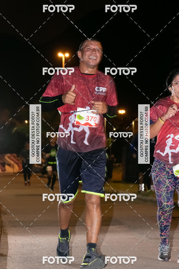 Buy your photos of the eventMarines Night Run on Fotop