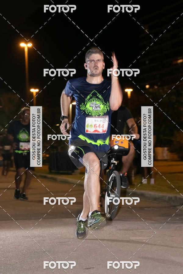 Buy your photos of the eventMarines Night Run on Fotop
