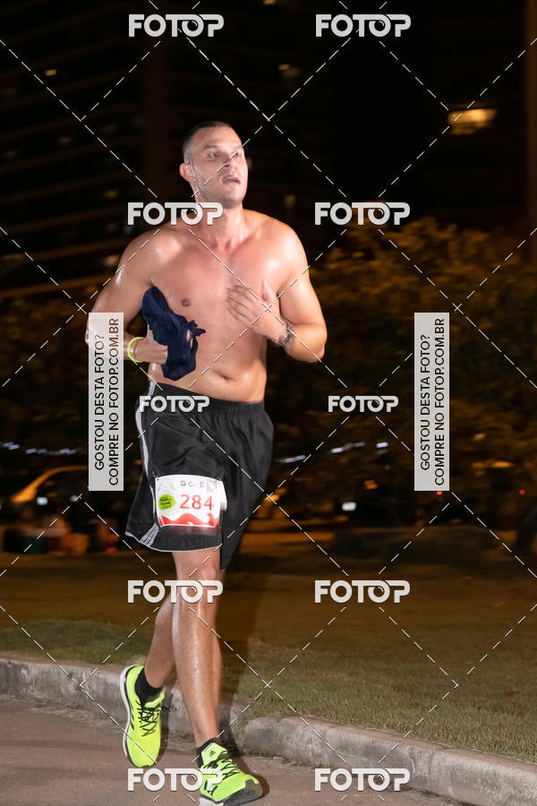 Buy your photos of the eventMarines Night Run on Fotop