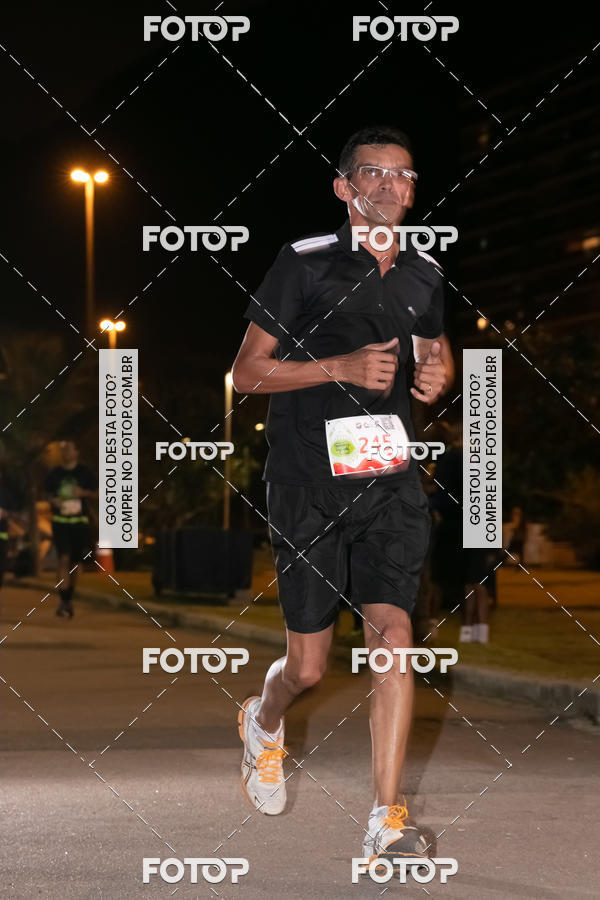 Buy your photos of the eventMarines Night Run on Fotop