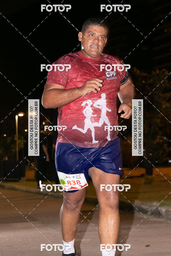 Buy your photos of the eventMarines Night Run on Fotop