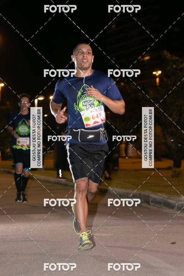 Buy your photos of the eventMarines Night Run on Fotop