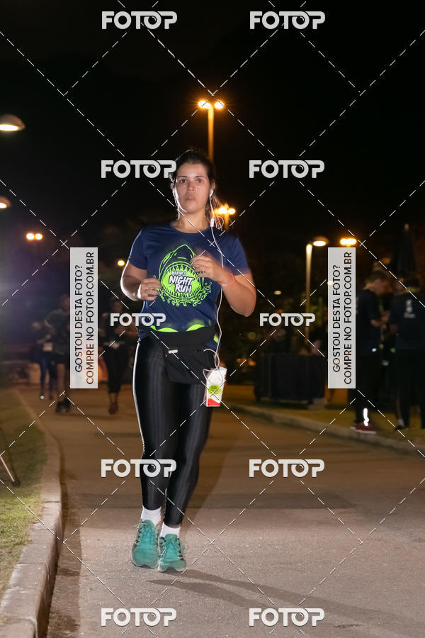 Buy your photos of the eventMarines Night Run on Fotop
