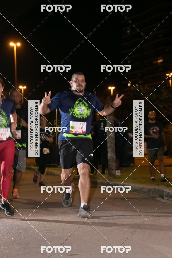 Buy your photos of the eventMarines Night Run on Fotop