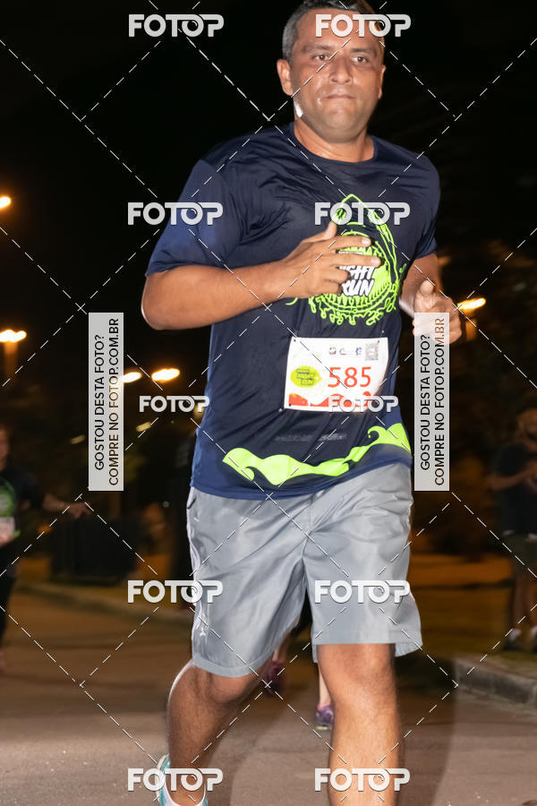 Buy your photos of the eventMarines Night Run on Fotop