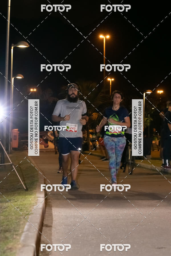Buy your photos of the eventMarines Night Run on Fotop