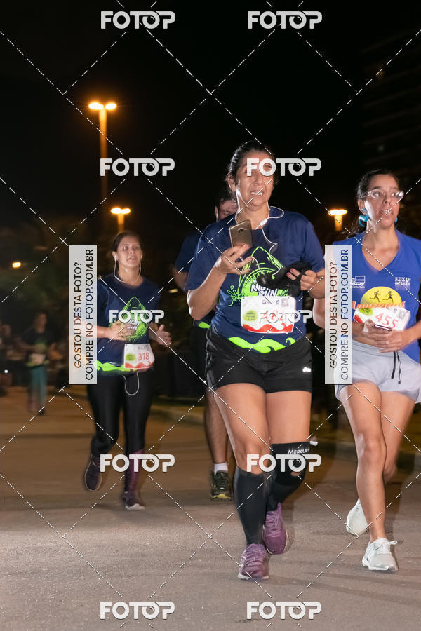 Buy your photos of the eventMarines Night Run on Fotop