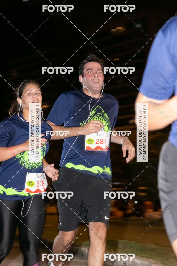 Buy your photos of the eventMarines Night Run on Fotop