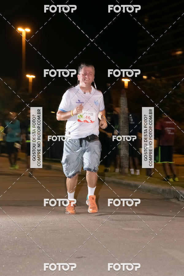 Buy your photos of the eventMarines Night Run on Fotop