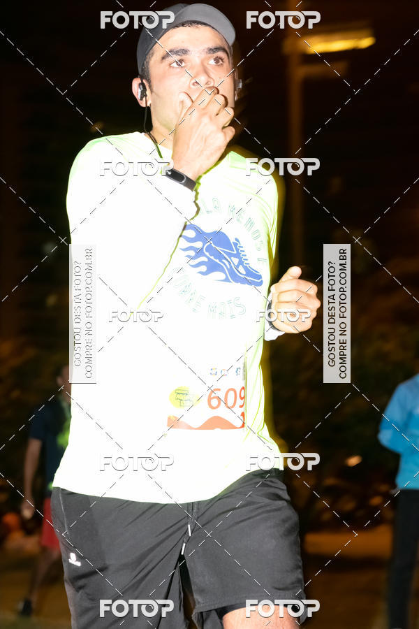 Buy your photos of the eventMarines Night Run on Fotop