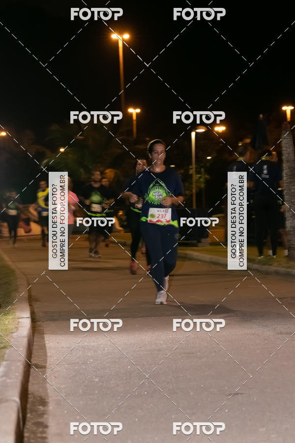 Buy your photos of the eventMarines Night Run on Fotop
