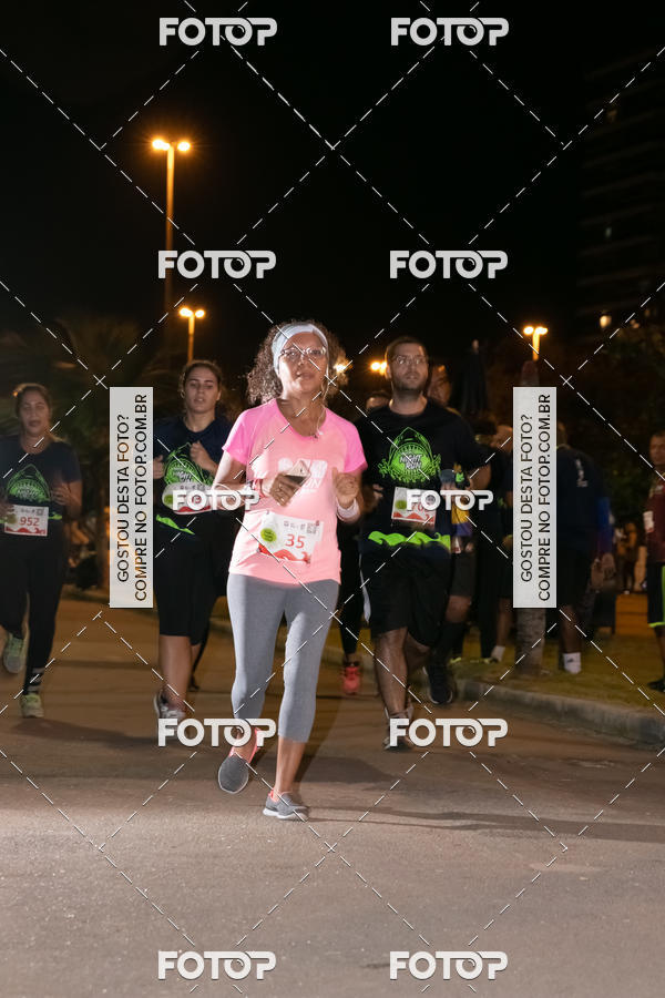 Buy your photos of the eventMarines Night Run on Fotop