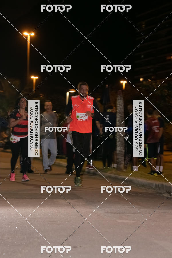 Buy your photos of the eventMarines Night Run on Fotop