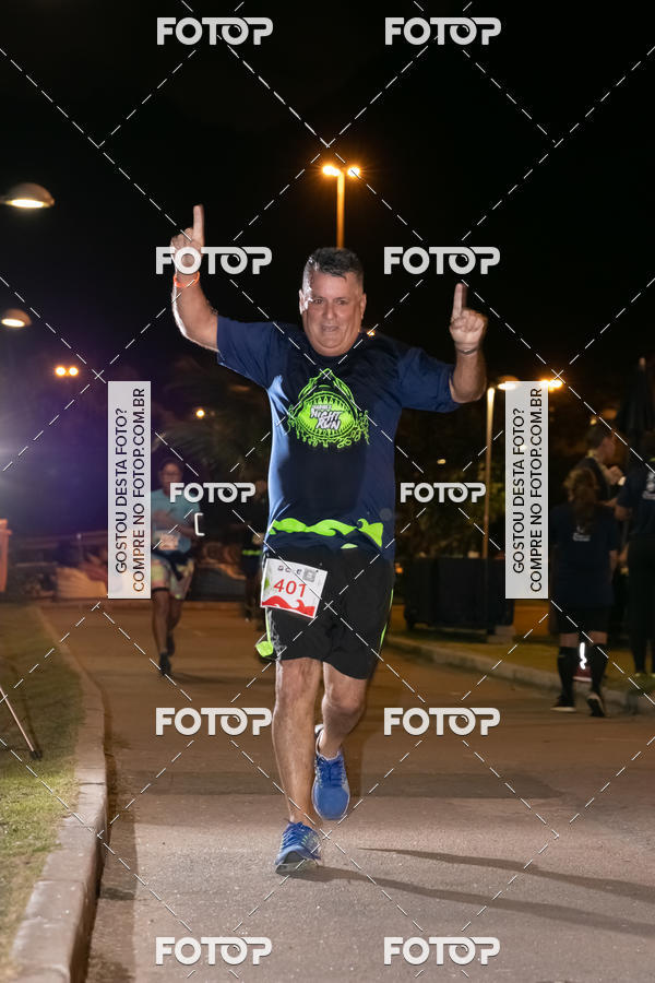 Buy your photos of the eventMarines Night Run on Fotop