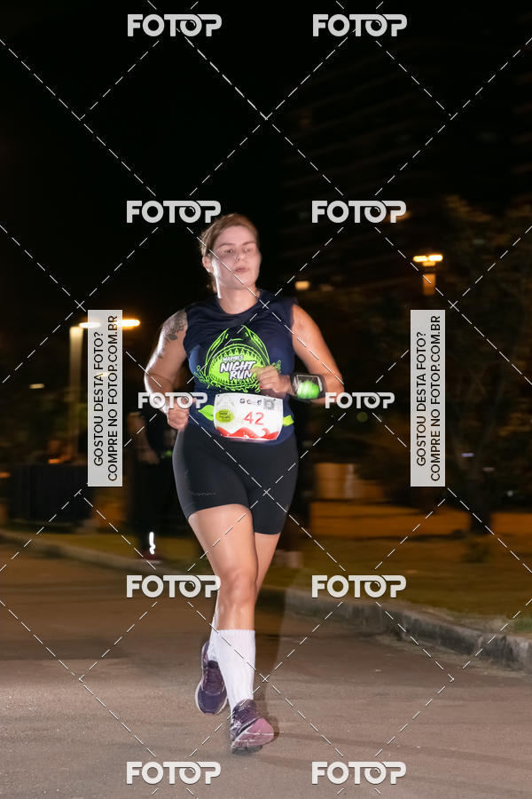 Buy your photos of the eventMarines Night Run on Fotop