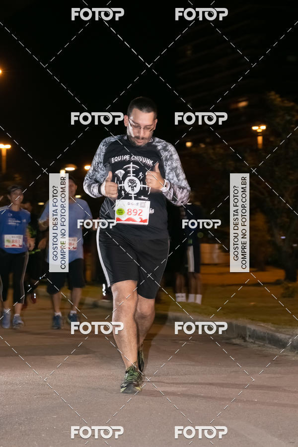 Buy your photos of the eventMarines Night Run on Fotop