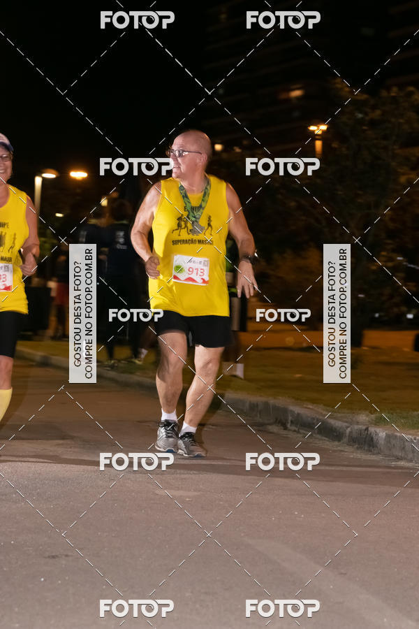Buy your photos of the eventMarines Night Run on Fotop