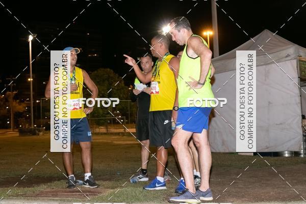 Buy your photos of the eventMarines Night Run on Fotop