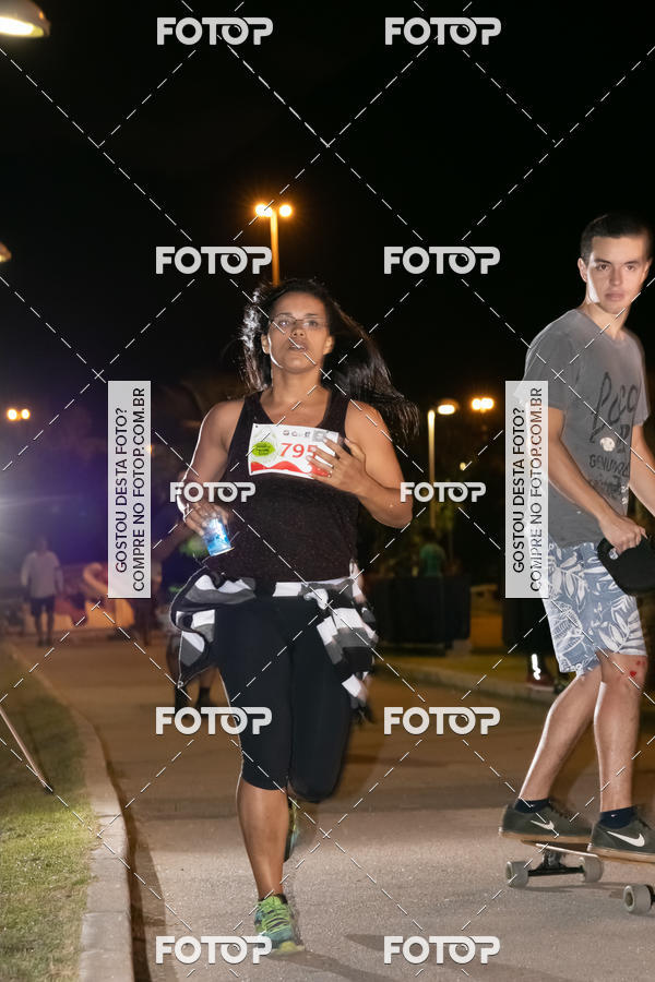 Buy your photos of the eventMarines Night Run on Fotop