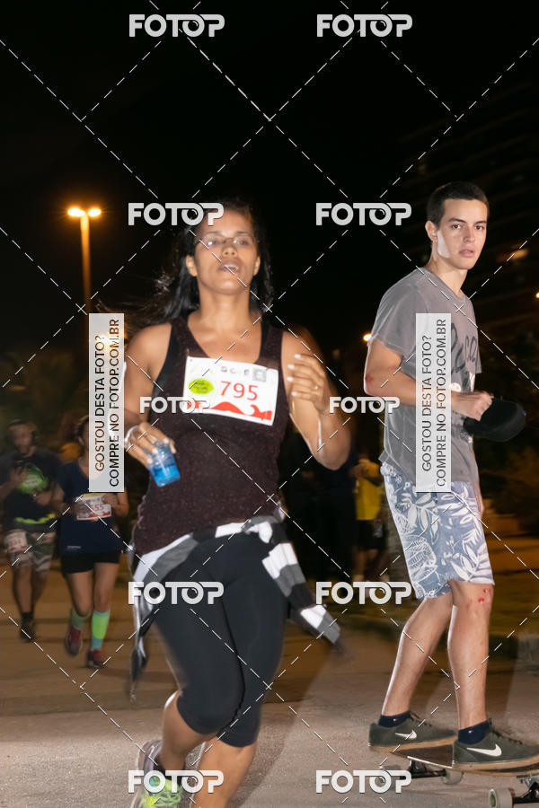 Buy your photos of the eventMarines Night Run on Fotop