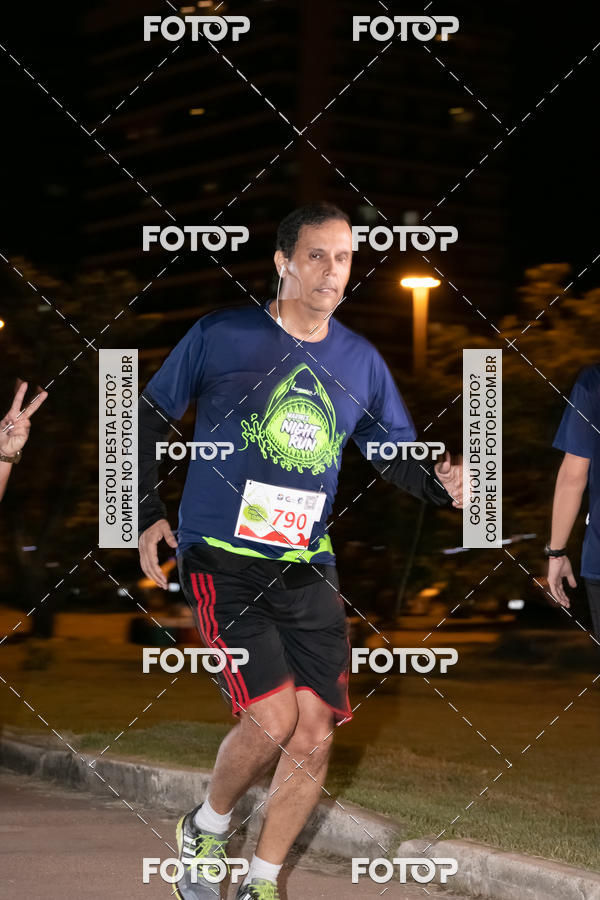 Buy your photos of the eventMarines Night Run on Fotop