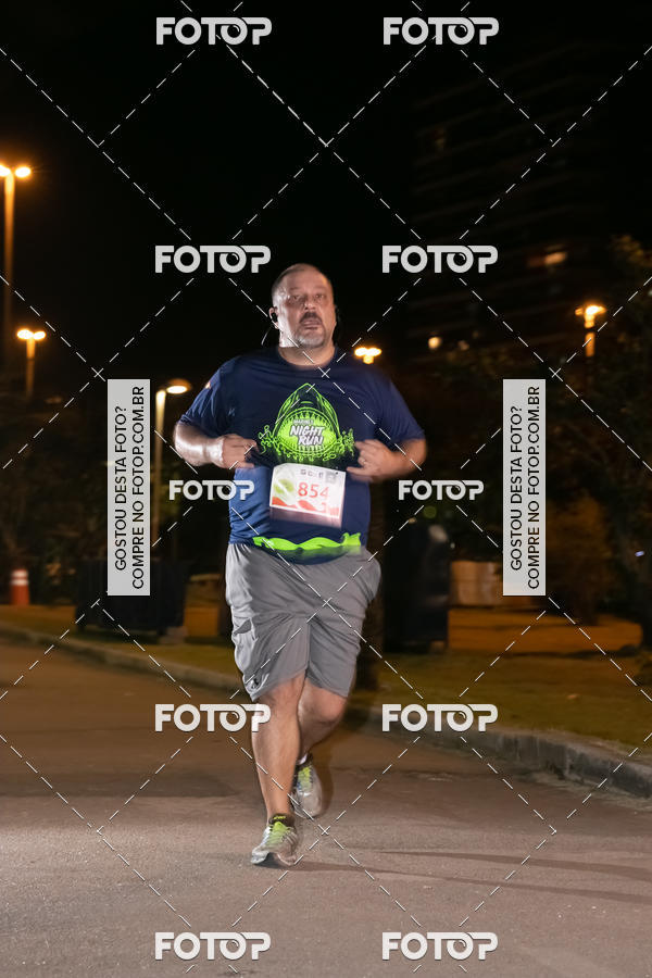 Buy your photos of the eventMarines Night Run on Fotop