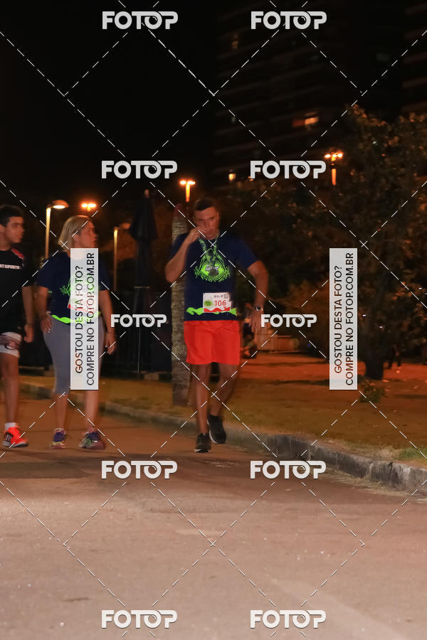 Buy your photos of the eventMarines Night Run on Fotop