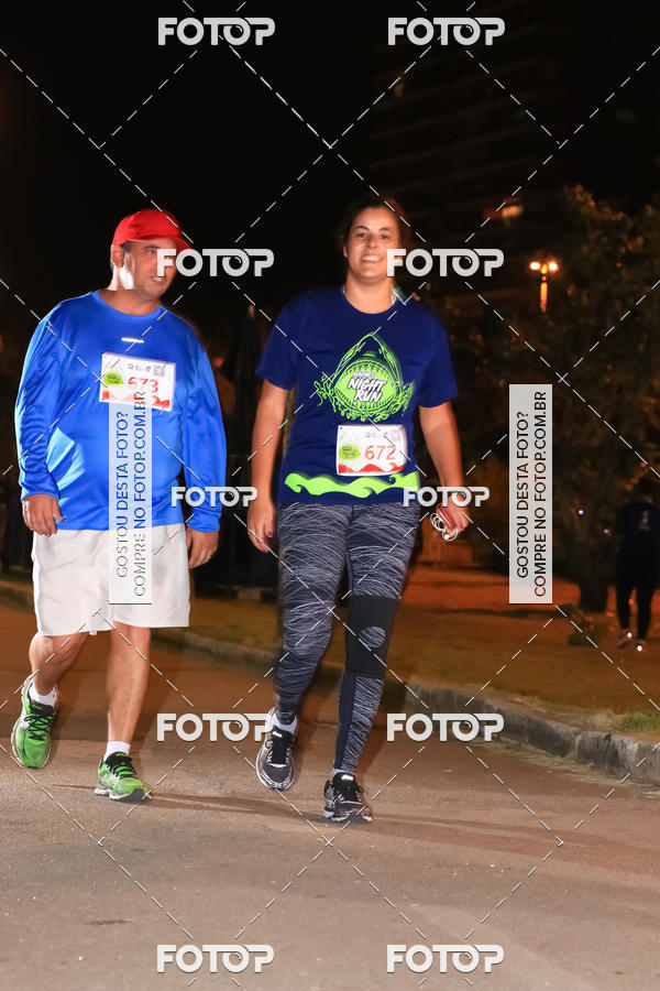 Buy your photos of the eventMarines Night Run on Fotop