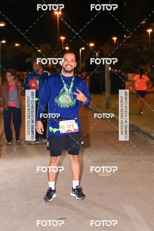 Buy your photos of the eventMarines Night Run on Fotop