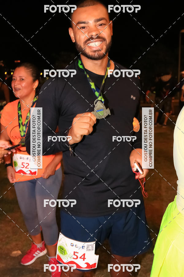 Buy your photos of the eventMarines Night Run on Fotop