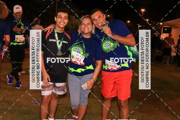Buy your photos of the eventMarines Night Run on Fotop
